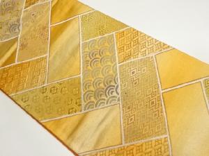 檜垣に古典柄模様織出し袋帯